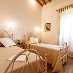 Casa Uliveto In Molino Vitelli Holiday home Casella (Umbria)